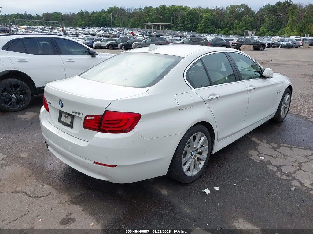 WBAXH5C56DD107299 2013 BMW 528I photo no. 4