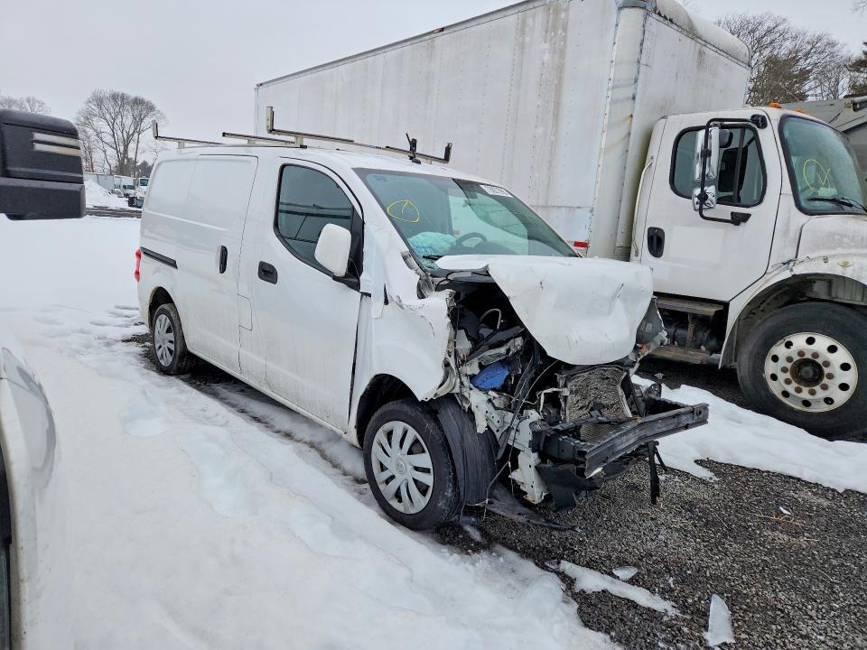 2019 NISSAN NV200 SV — Фото 4 из 14