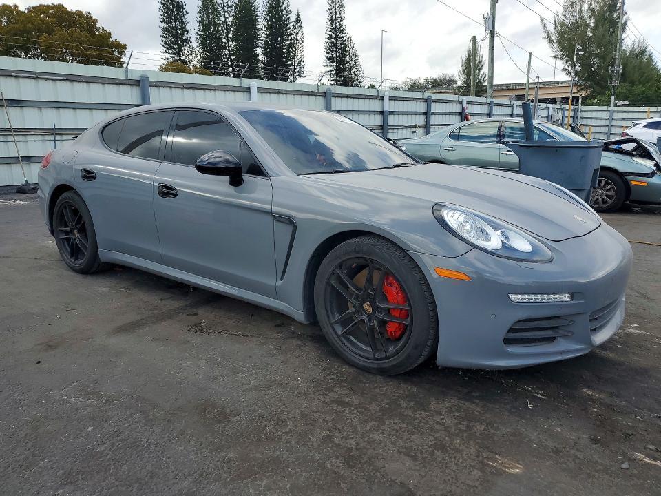 WP0AA2A76EL010496 2014 PORSCHE PANAMERA photo no. 4