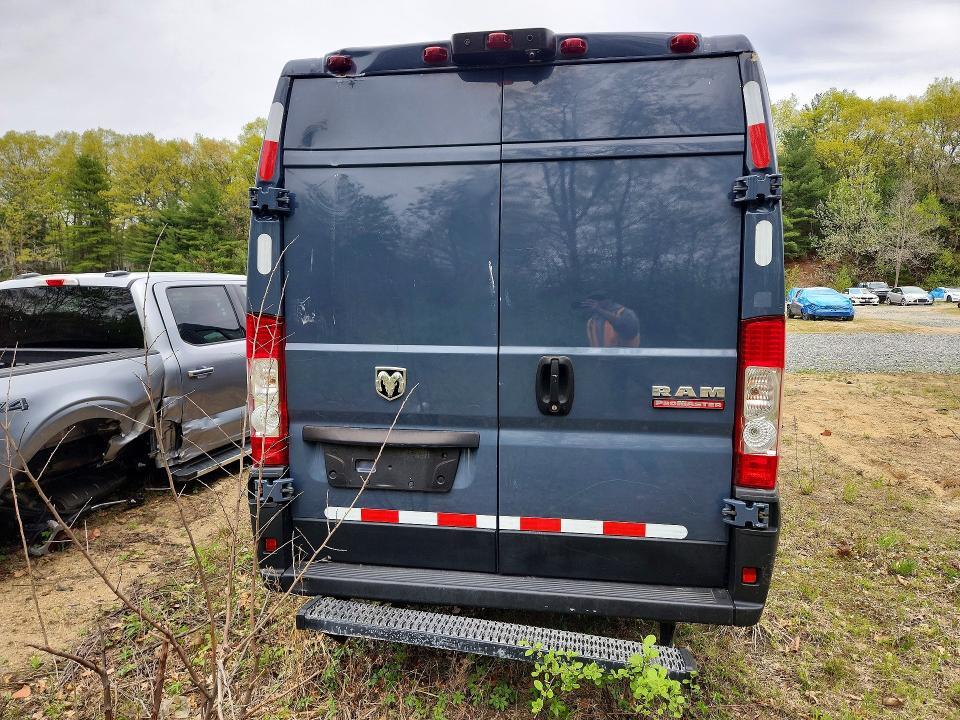 2020 RAM PROMASTER 1500 — Фото 6 из 13