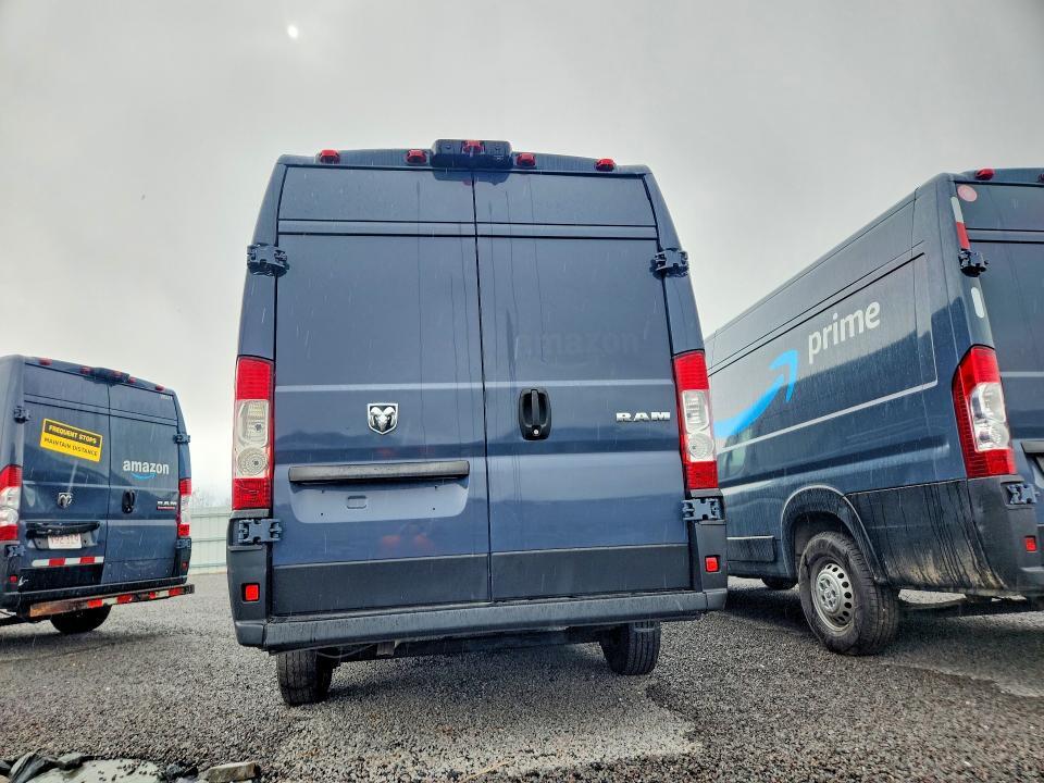 2020 RAM PROMASTER 3500 DELIVERY VAN — Фото 6 из 13