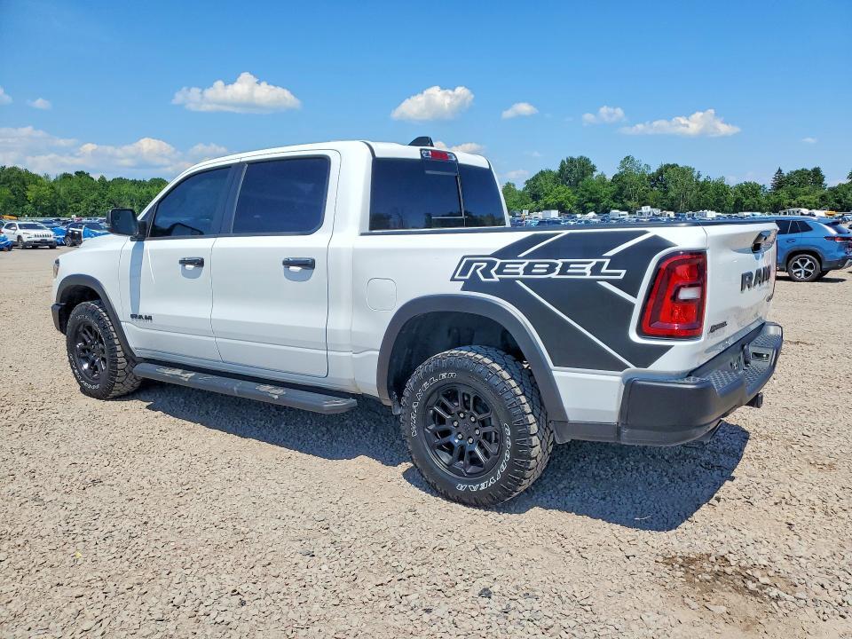 2025 RAM 1500 REBEL — Фото 2 из 13