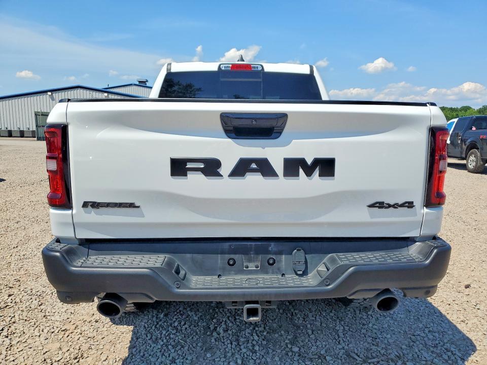 2025 RAM 1500 REBEL — Фото 6 из 13