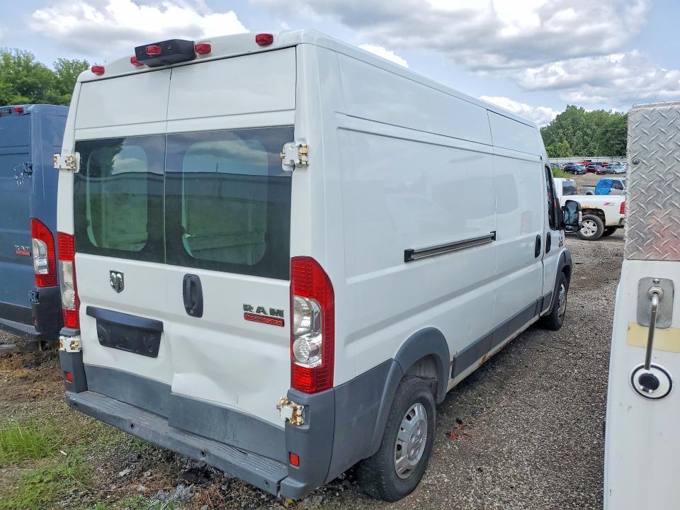3C6TRVDG6EE117160 2014 RAM PROMASTER 2500 photo no. 3