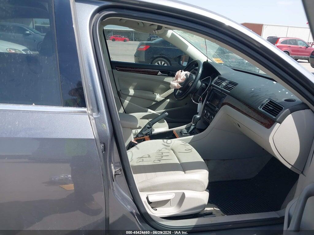 1VWCP7A39CC026784 2012 VOLKSWAGEN PASSAT photo no. 5