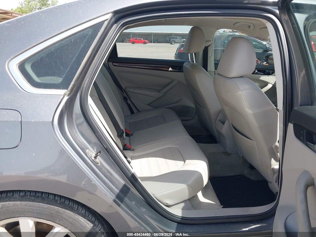 1VWCP7A39CC026784 2012 VOLKSWAGEN PASSAT photo no. 8