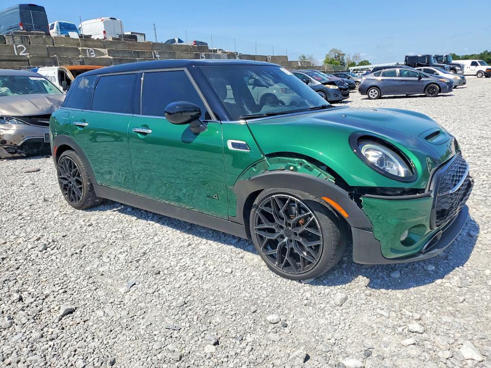 2021 MINI COOPER S CLUBMAN ALL4 — Фото 4 из 12
