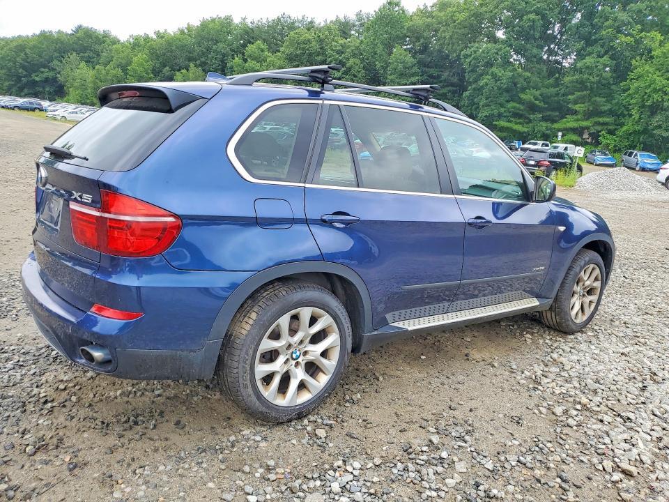 2013 BMW X5 XDRIVE35I — Фото 3 из 13