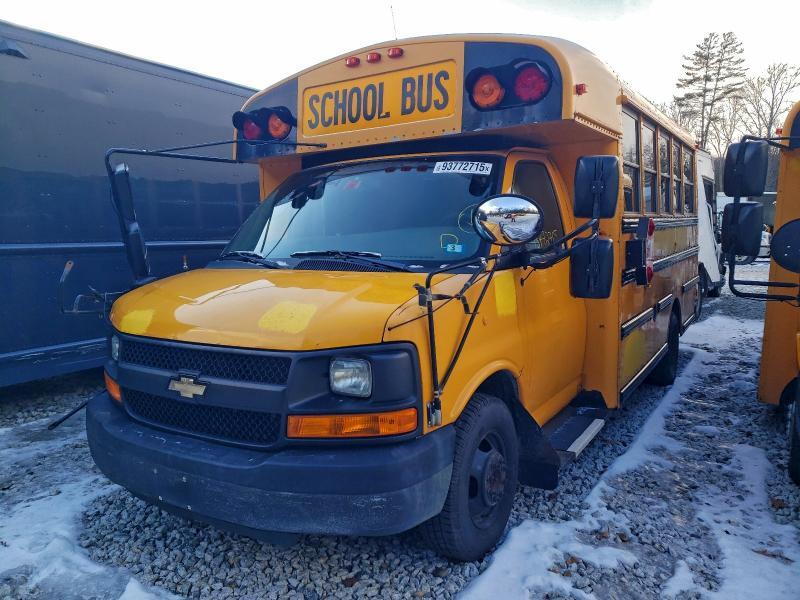 2012 CHEVROLET EXPRESS SCHOOL BUS — Фото 2 из 10