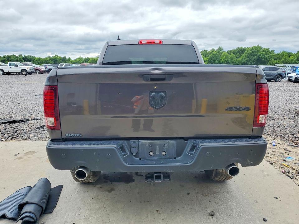 2021 RAM 1500 CLASSIC SLT — Фото 6 из 12