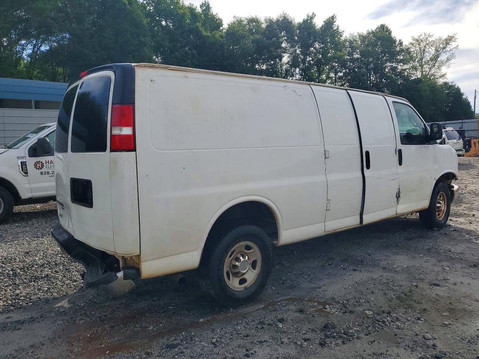 1GCZGHFG9G1179830 2016 CHEVROLET EXPRESS photo no. 3