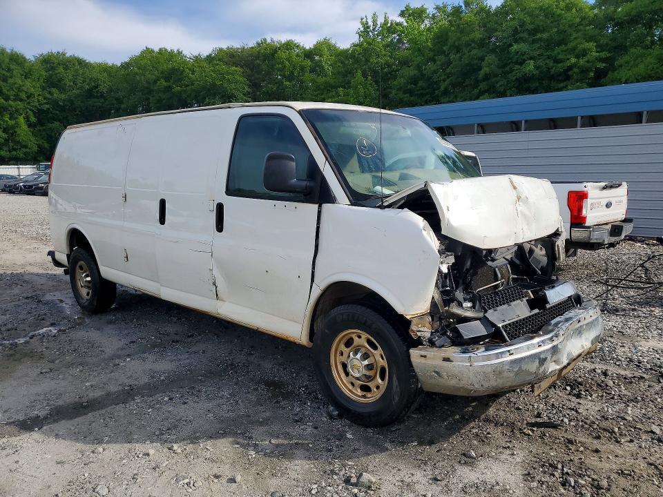 1GCZGHFG9G1179830 2016 CHEVROLET EXPRESS photo no. 4