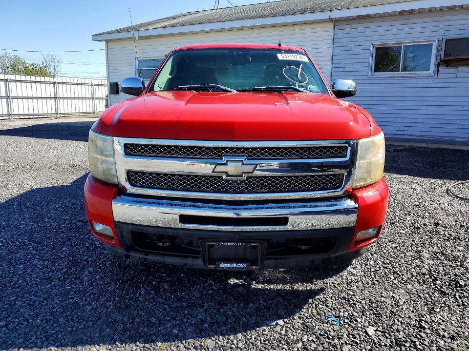 2011 CHEVROLET SILVERADO K1500 LT — Фото 5 из 12