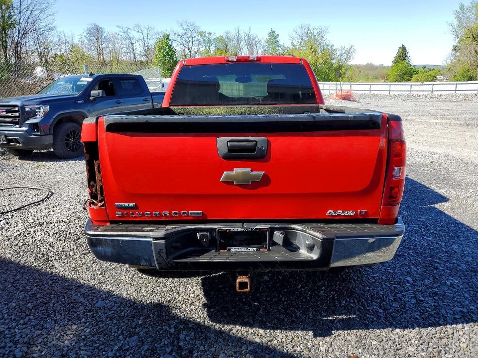2011 CHEVROLET SILVERADO K1500 LT — Фото 6 из 12