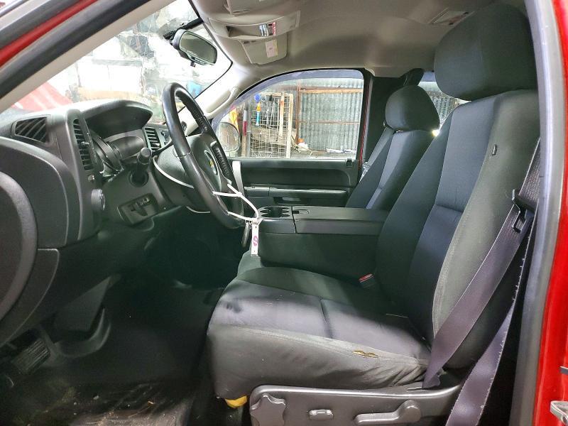 2011 CHEVROLET SILVERADO K1500 LT — Фото 7 из 12