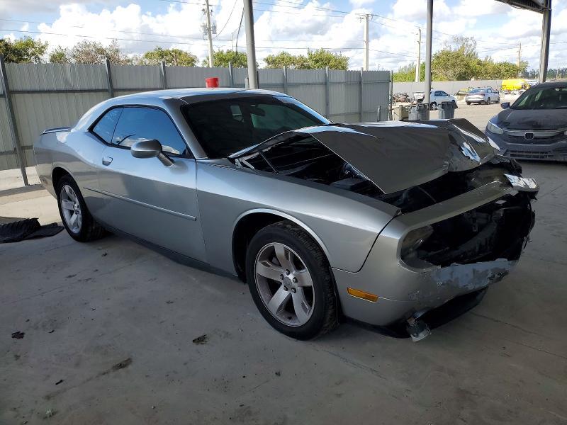 2B3CJ4DG8BH602492 2011 DODGE CHALLENGER photo no. 4