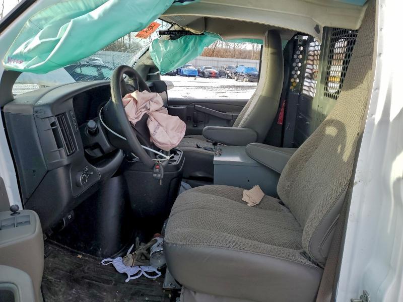 2025 CHEVROLET EXPRESS G3500 — Фото 7 из 13