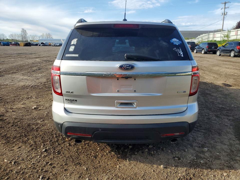 2015 FORD EXPLORER XLT — Фото 6 из 13