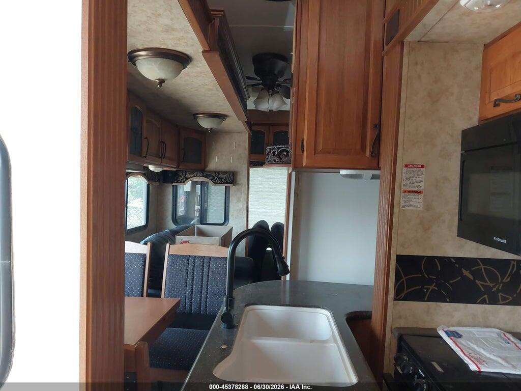 4YDF34028C4700109 2012 KEYSTONE RV MONTANA photo no. 5