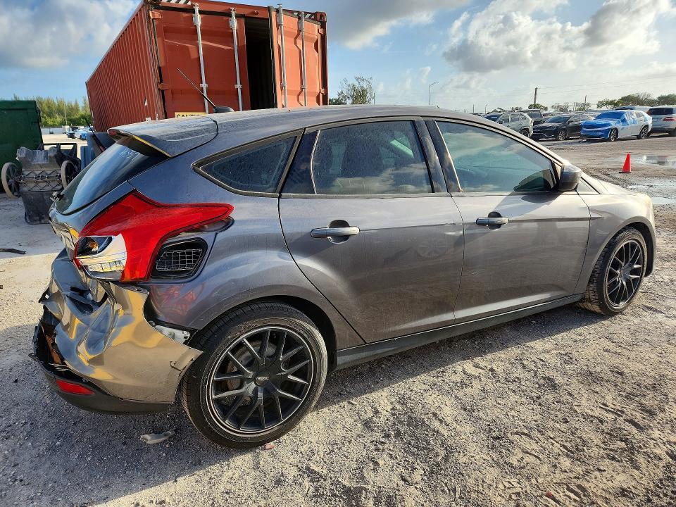 2012 FORD FOCUS SE — Фото 3 из 12