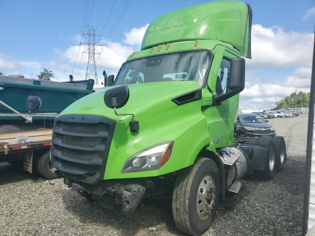 2022 FREIGHTLINER CASCADIA 116 SEMI TRUCK — Фото 2 из 10