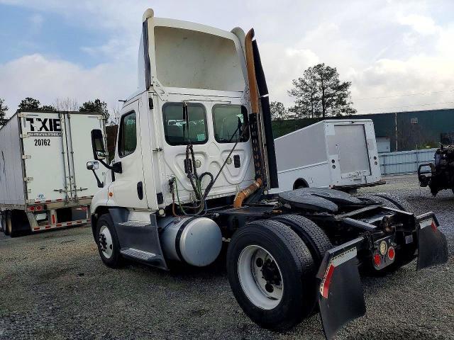 2016 FREIGHTLINER CASCADIA 125 SEMI TRUCK — Фото 6 из 10