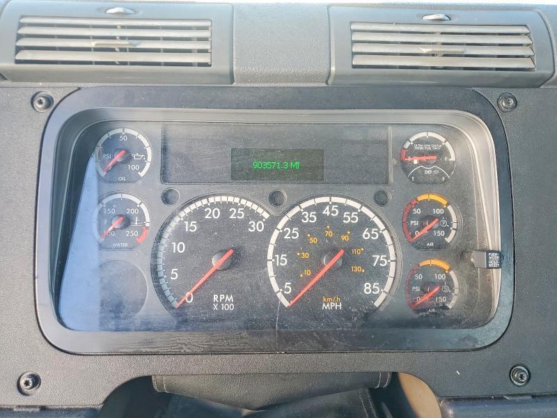 2016 FREIGHTLINER CASCADIA 125 SEMI TRUCK — Фото 8 из 10