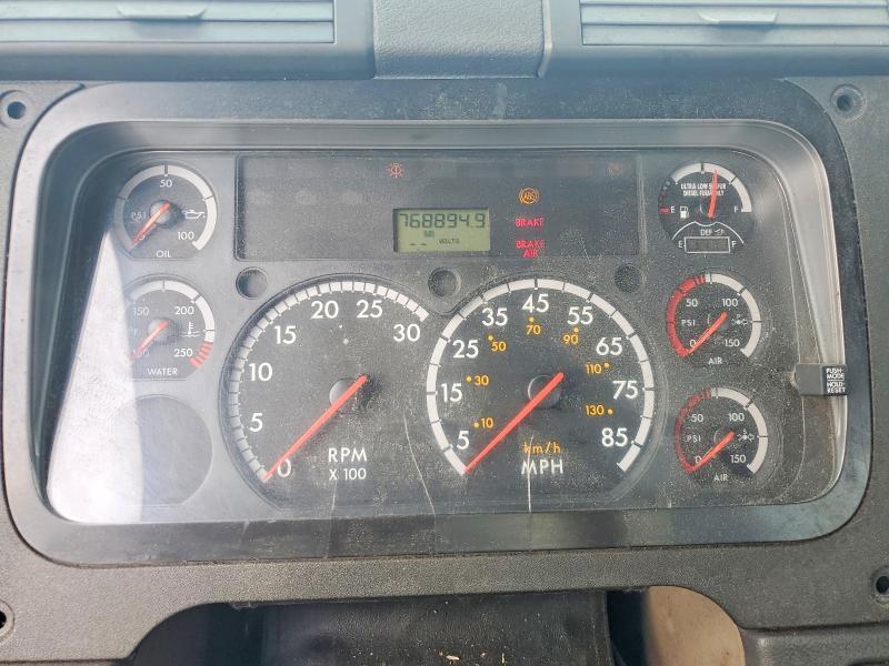 2015 FREIGHTLINER CASCADIA SEMI TRUCK — Фото 8 из 10