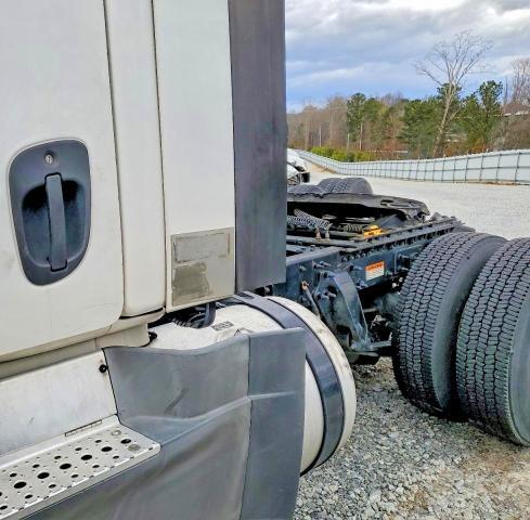 2016 FREIGHTLINER CASCADIA 125 SEMI TRUCK — Фото 9 из 10