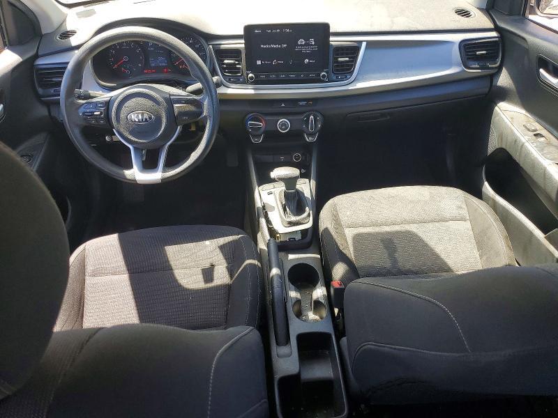 2021 KIA RIO LX — Фото 8 из 12