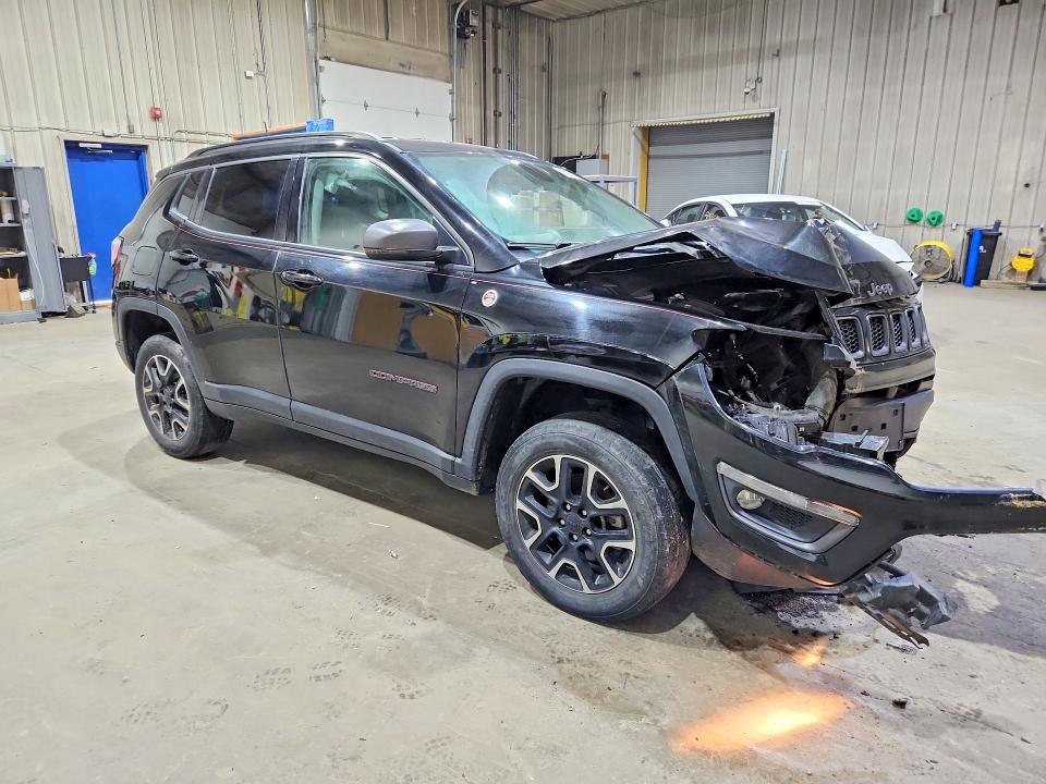 2020 JEEP COMPASS TRAILHAWK — Фото 4 из 13