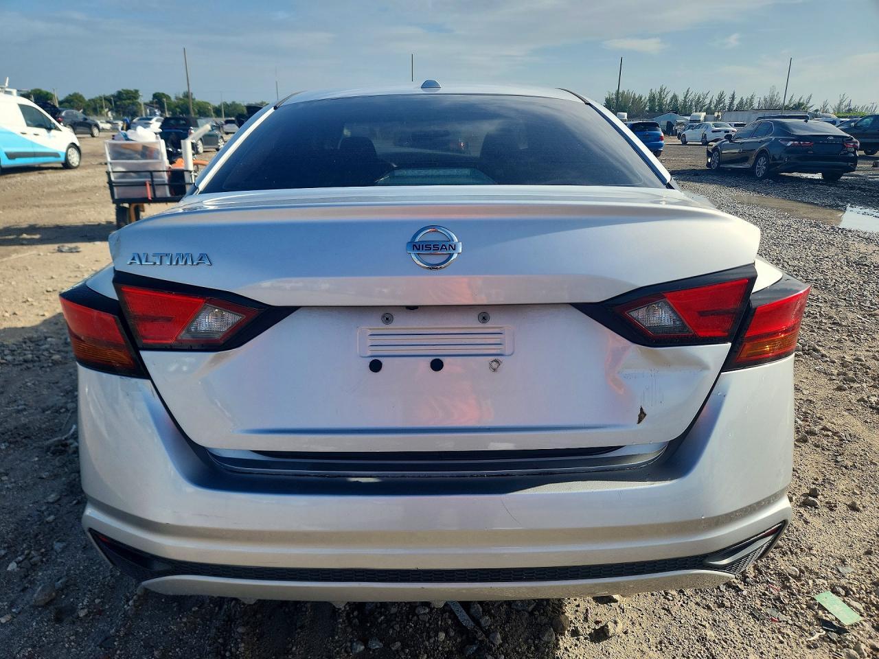 2020 NISSAN ALTIMA 2.5 S — Фото 6 из 13