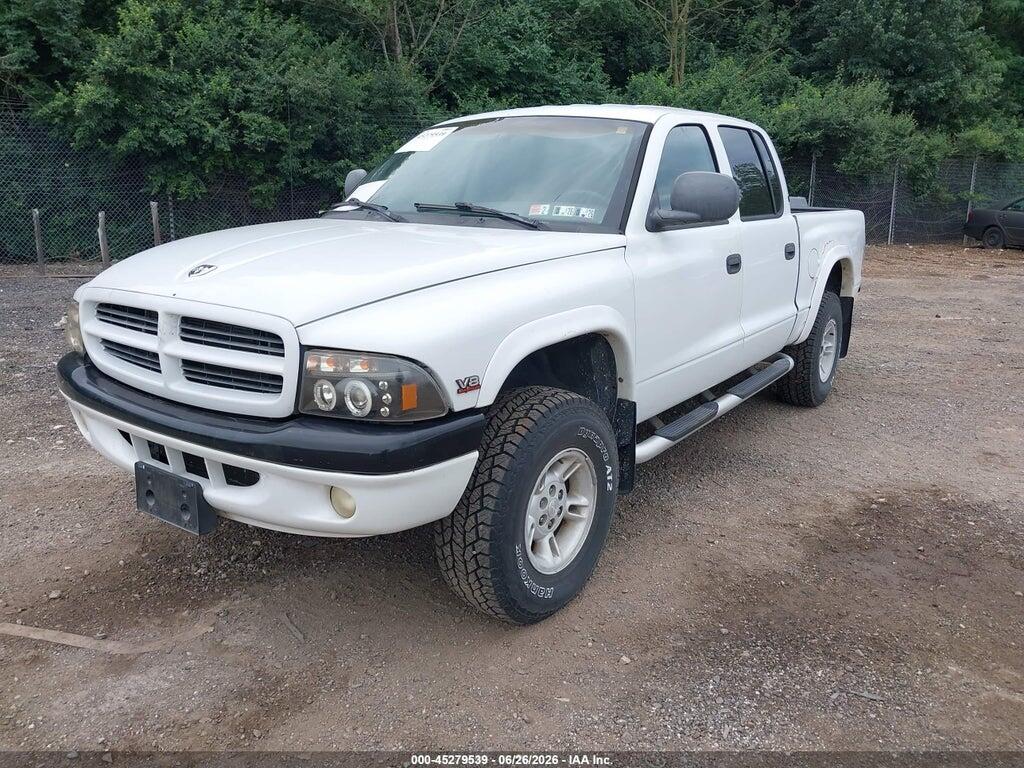 1B7GG2AN2YS619277 2000 DODGE DAKOTA photo no. 2