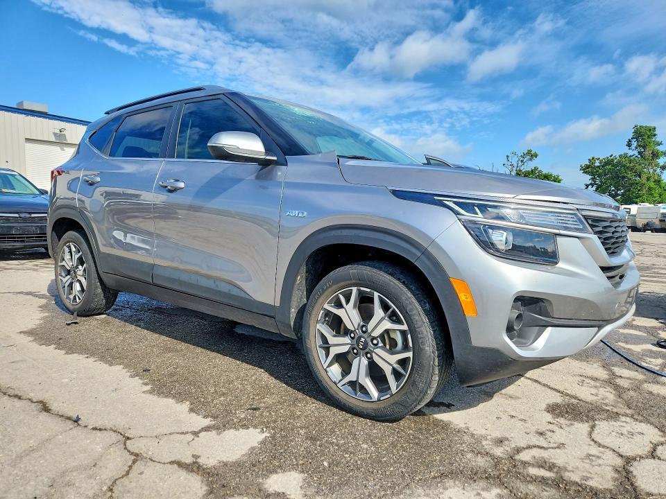 2021 KIA SELTOS EX — Фото 4 из 13