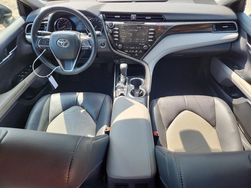 2020 TOYOTA CAMRY XLE — Фото 8 из 12