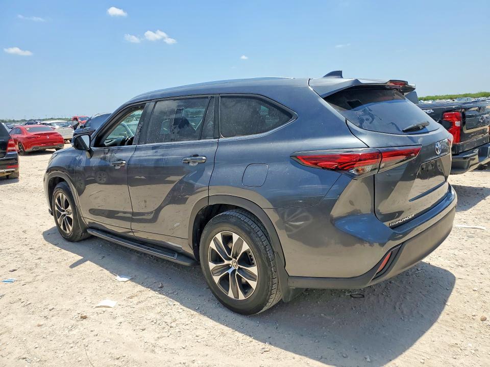 2020 TOYOTA HIGHLANDER XLE — Фото 2 из 12