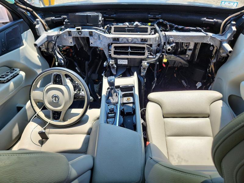 2020 VOLVO XC60 T5 INSCRIPTION — Фото 8 из 13
