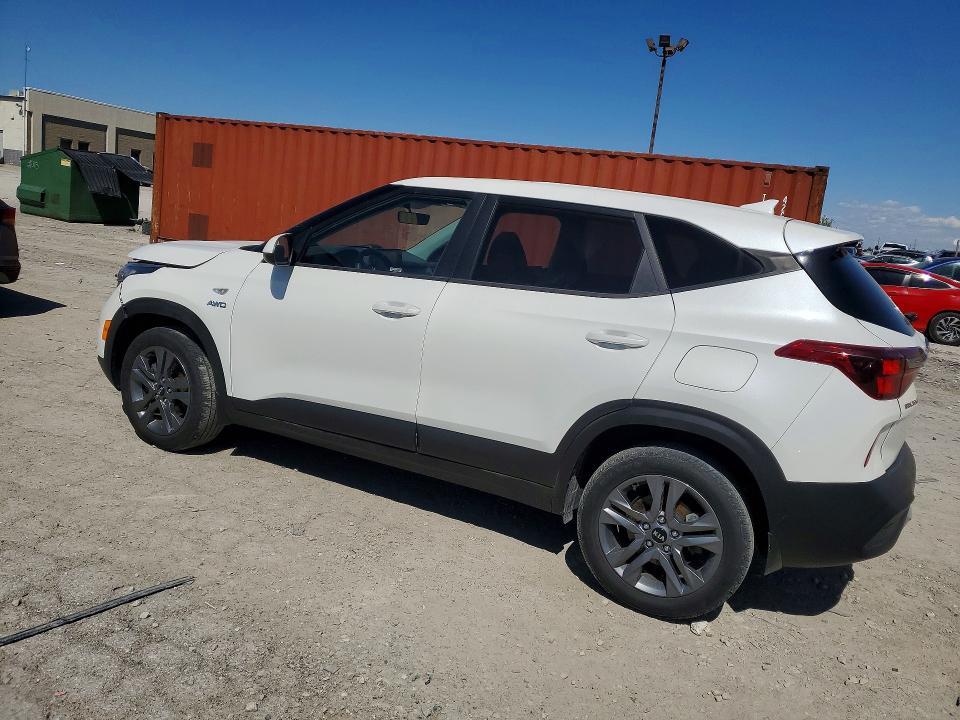 2021 KIA SELTOS LX — Фото 2 из 13