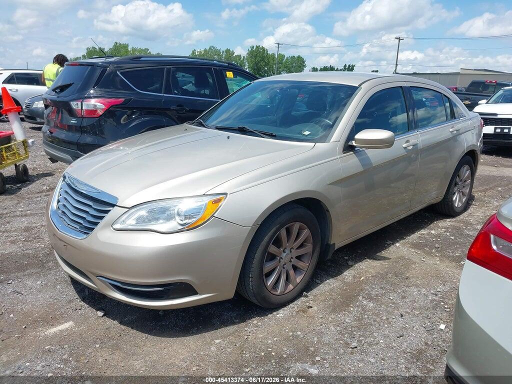 1C3CCBBG9EN114152 2014 CHRYSLER 200 photo no. 2