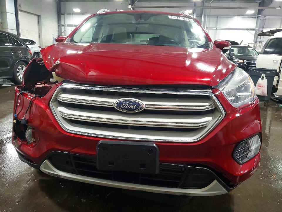2019 FORD ESCAPE TITANIUM — Фото 5 из 14