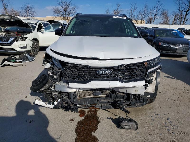 2021 KIA SORENTO EX — Фото 5 из 14