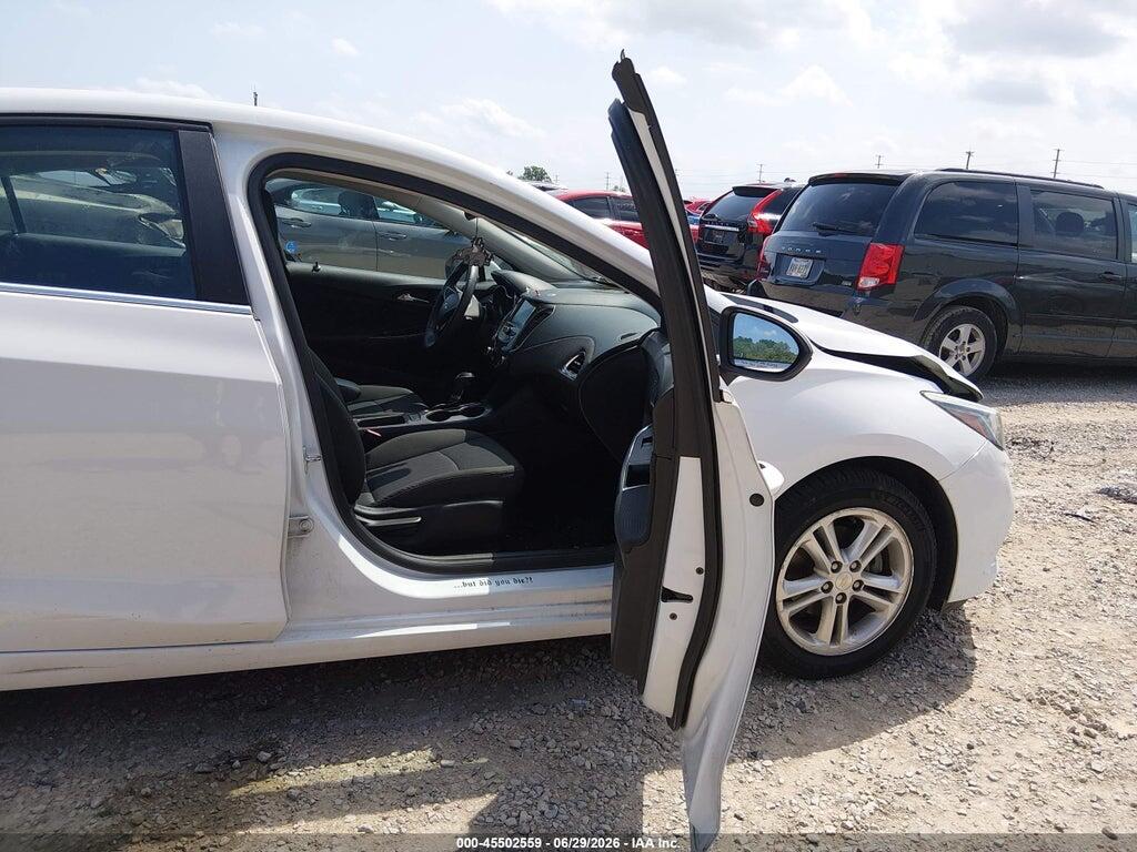 1G1BE5SM3H7228982 2017 CHEVROLET CRUZE photo no. 5