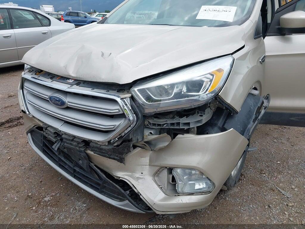 1FMCU9HD4JUD44837 2018 FORD ESCAPE photo no. 6