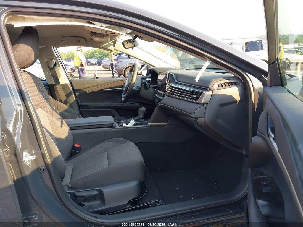 4T1DAACKXTU699700 2026 TOYOTA CAMRY photo no. 5