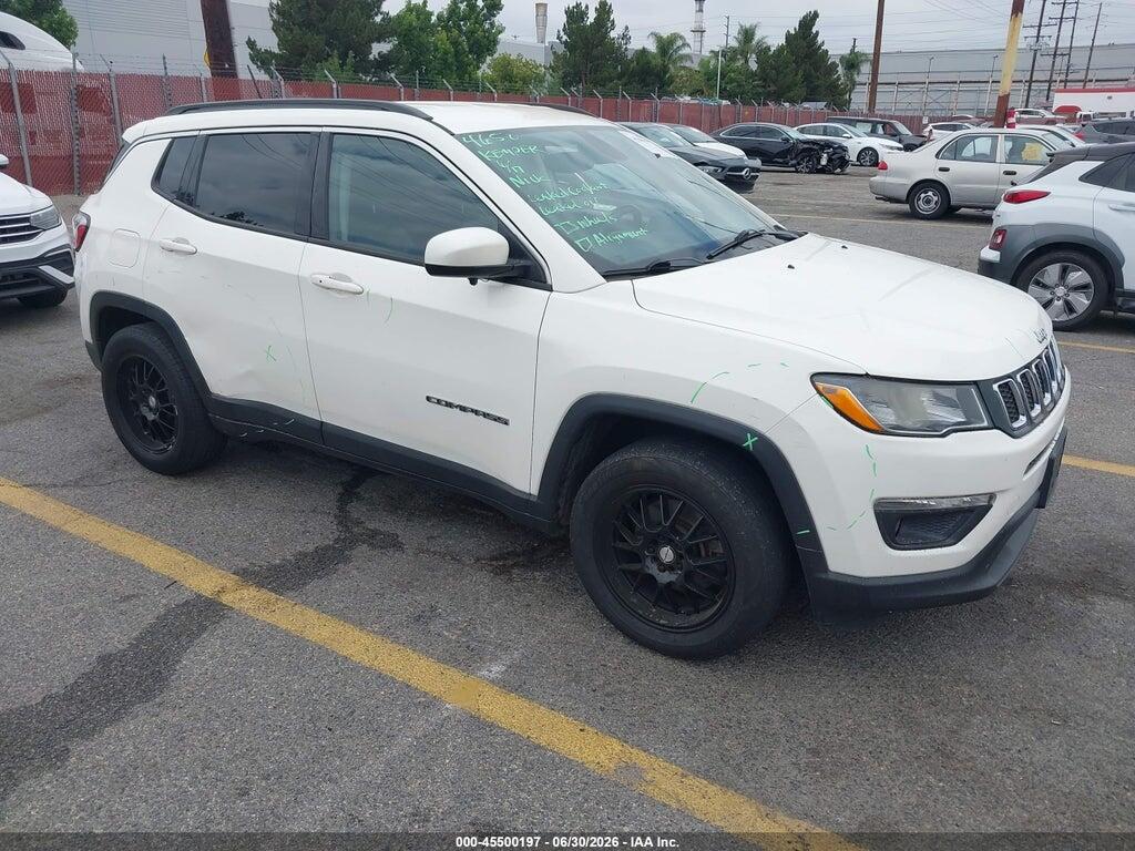 3C4NJCBB8HT653077 2017 JEEP COMPASS photo no. 1