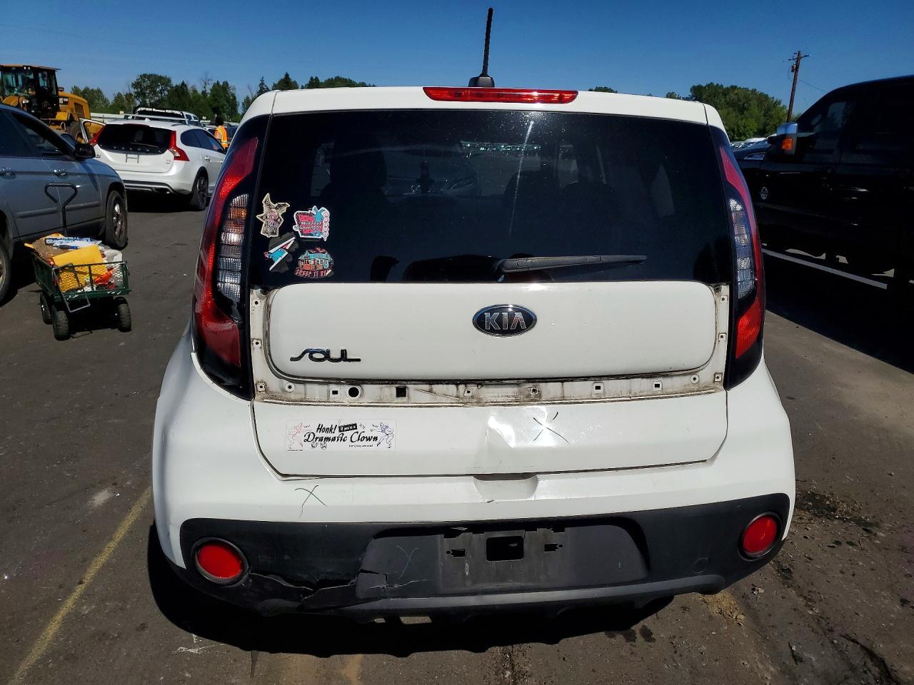 KNDJN2A2XK7915532 2019 KIA SOUL photo no. 6