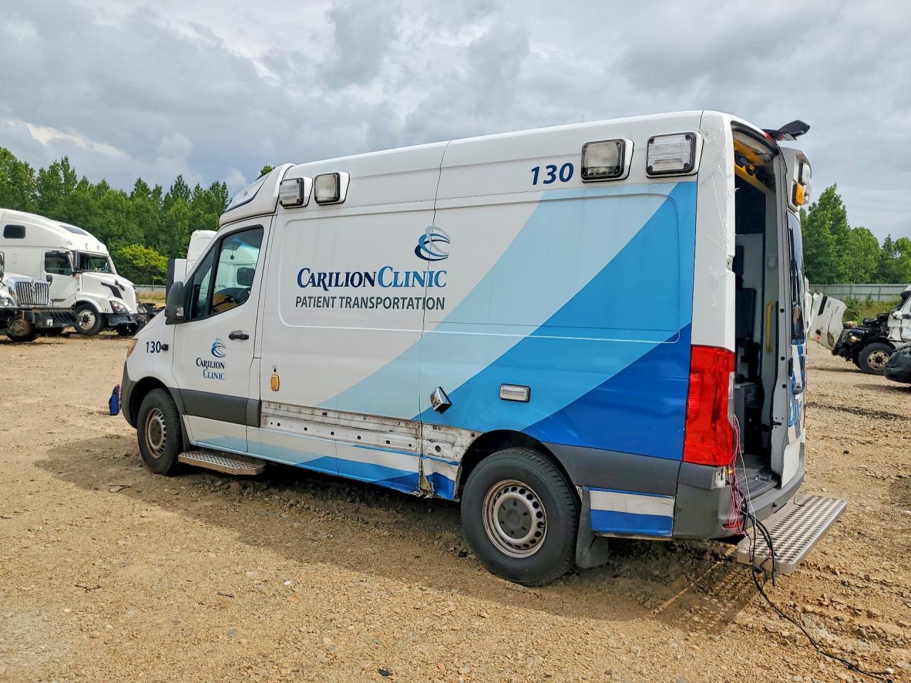 2019 MERCEDES-BENZ SPRINTER — Фото 2 из 13