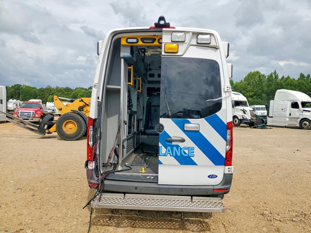 2019 MERCEDES-BENZ SPRINTER — Фото 6 из 13