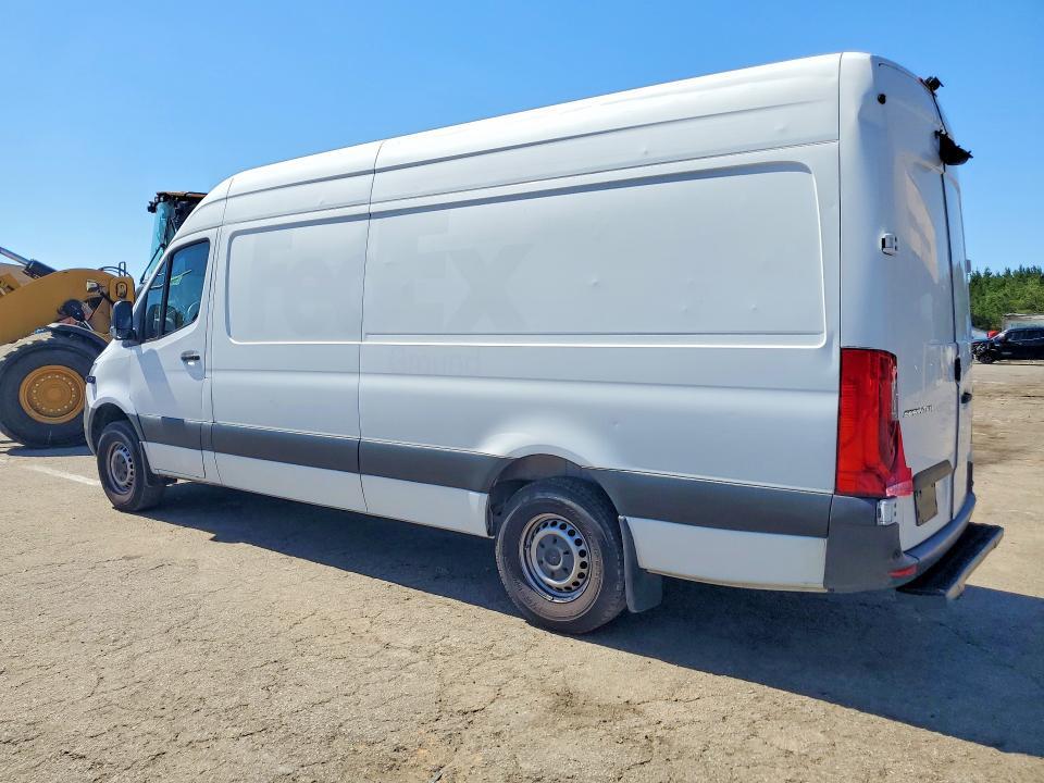 2019 MERCEDES-BENZ SPRINTER 2500 — Фото 2 из 12