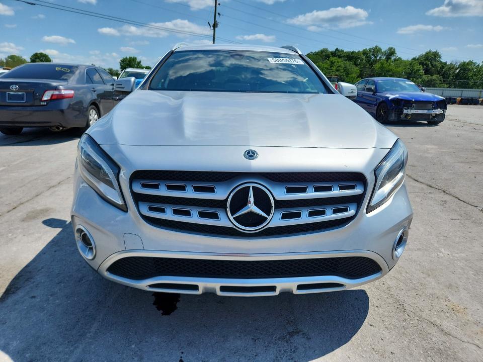 2019 MERCEDES-BENZ GLA 250 — Фото 5 из 12
